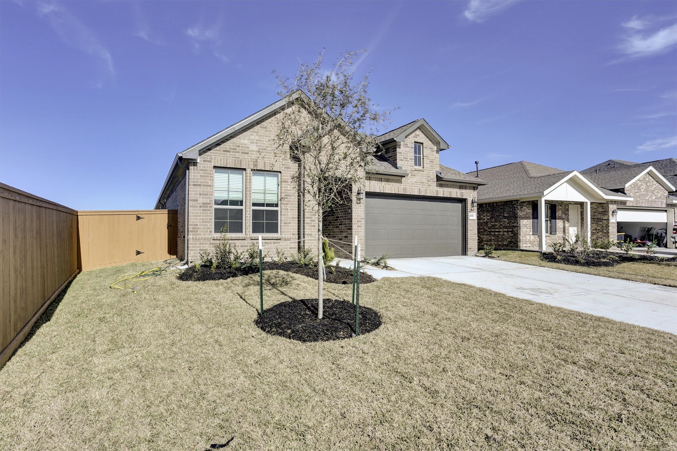815 Rosewood Trail Property Photo 3