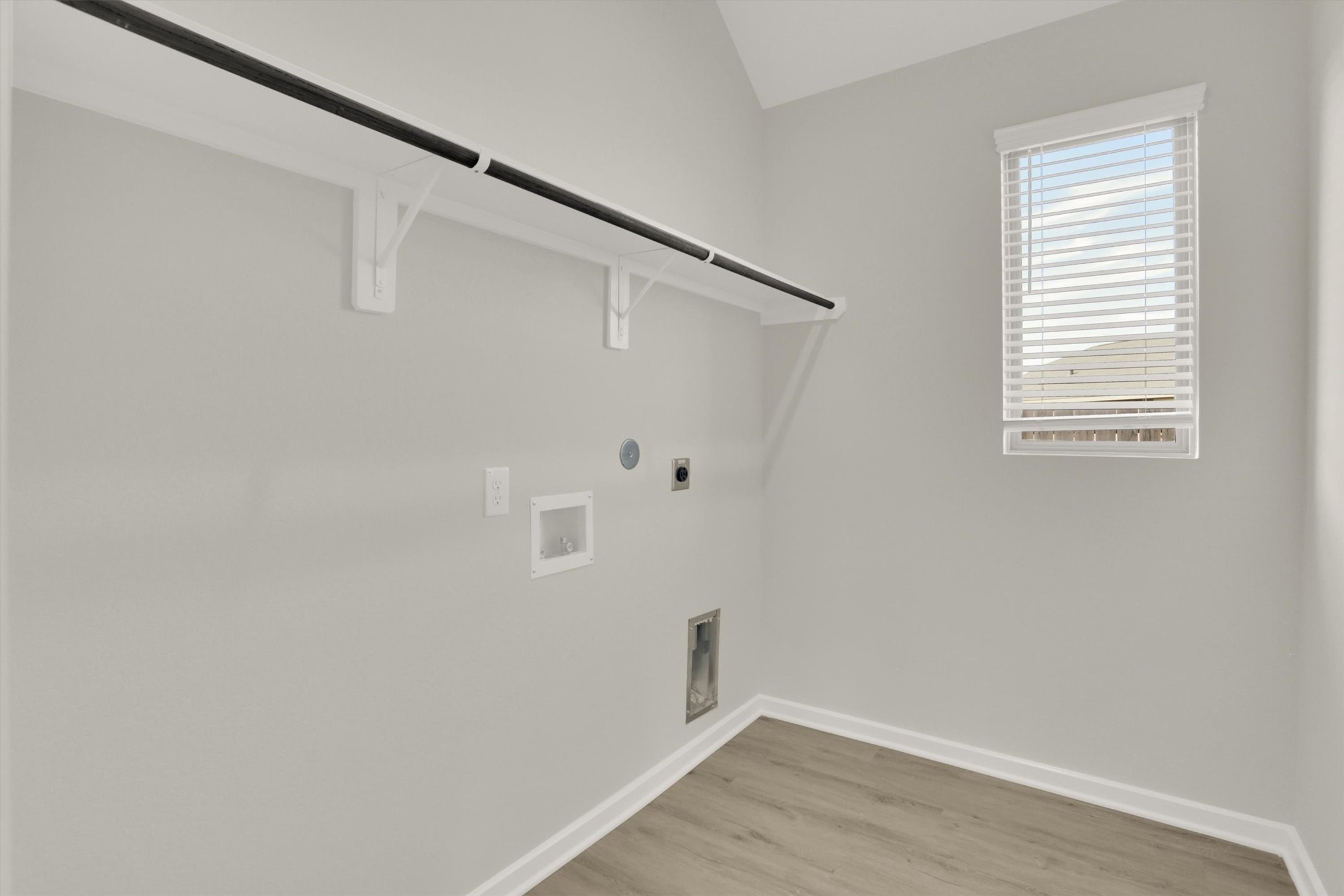 815 Rosewood Trail Property Photo 13