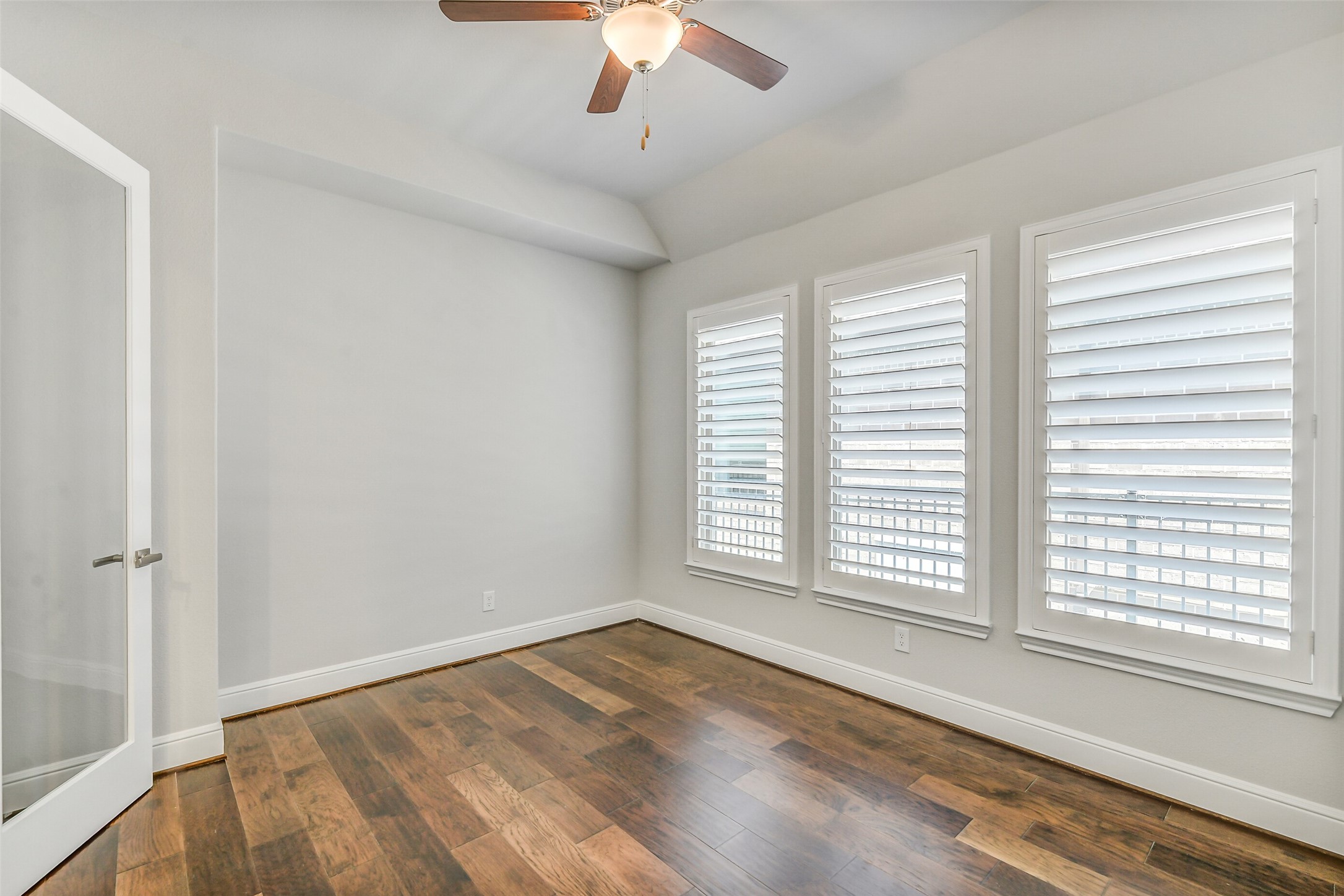 10106 Lehman Drive Property Photo 21