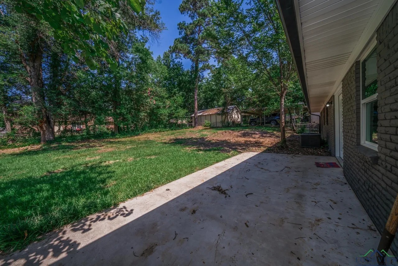 405 Pecan Property Photo 29