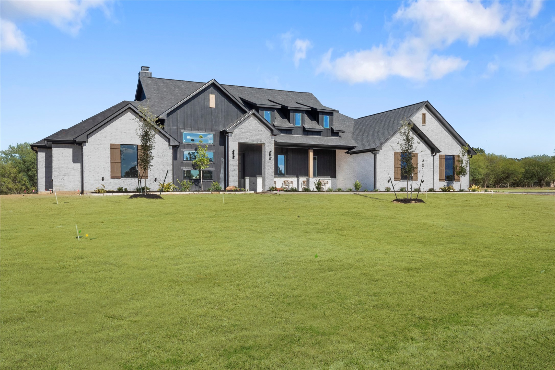 5671 Mill Water Court Property Photo 2