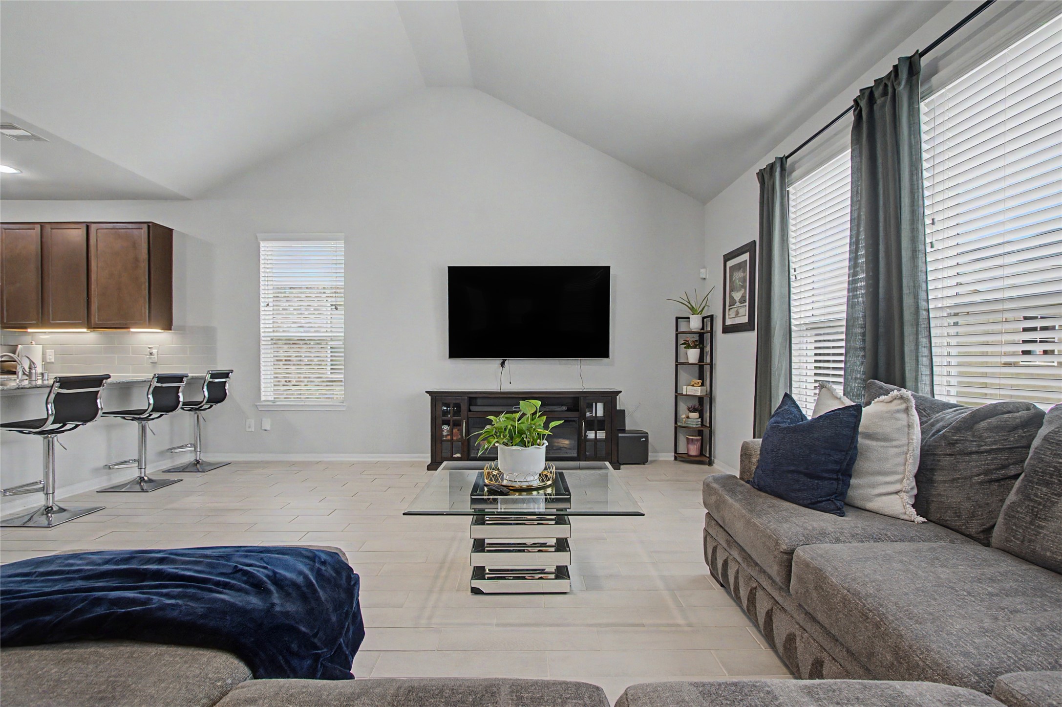 108 Highland Prairie Way Property Photo 18