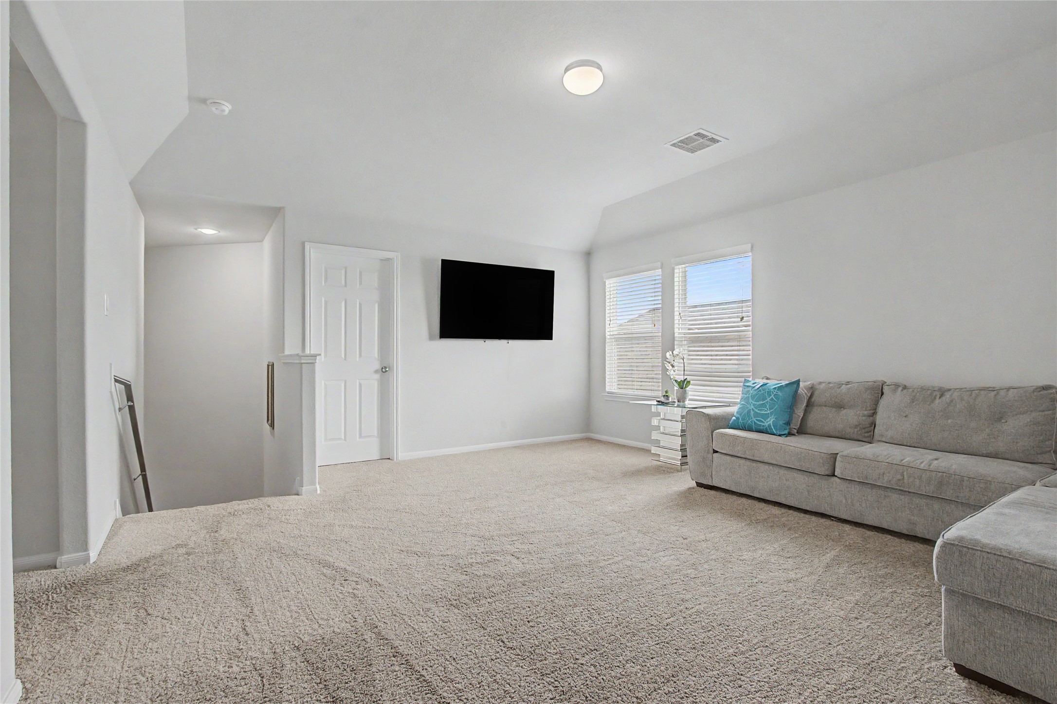 108 Highland Prairie Way Property Photo 25