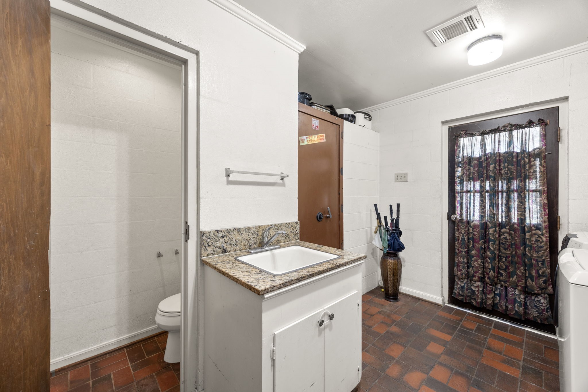 10636 Gaston Road Property Photo 4