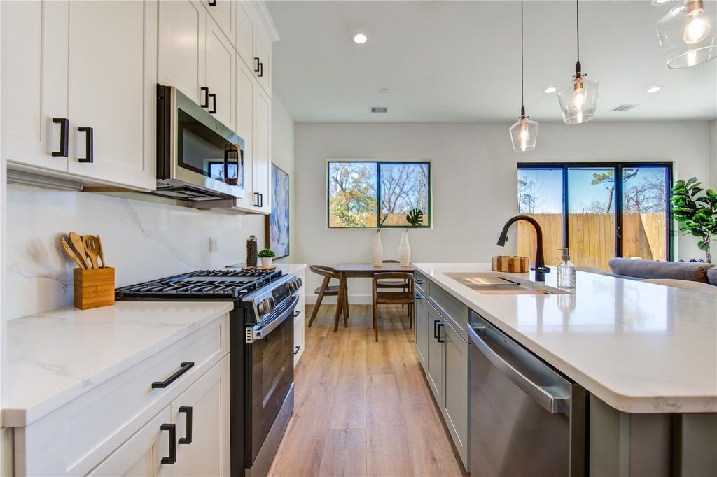 6139 Pacific Forest Drive Property Photo 15
