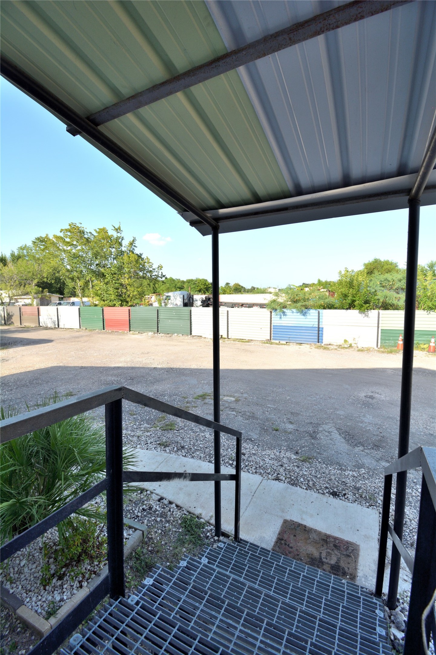 9224 1/2 A Canniff Street Property Photo 5