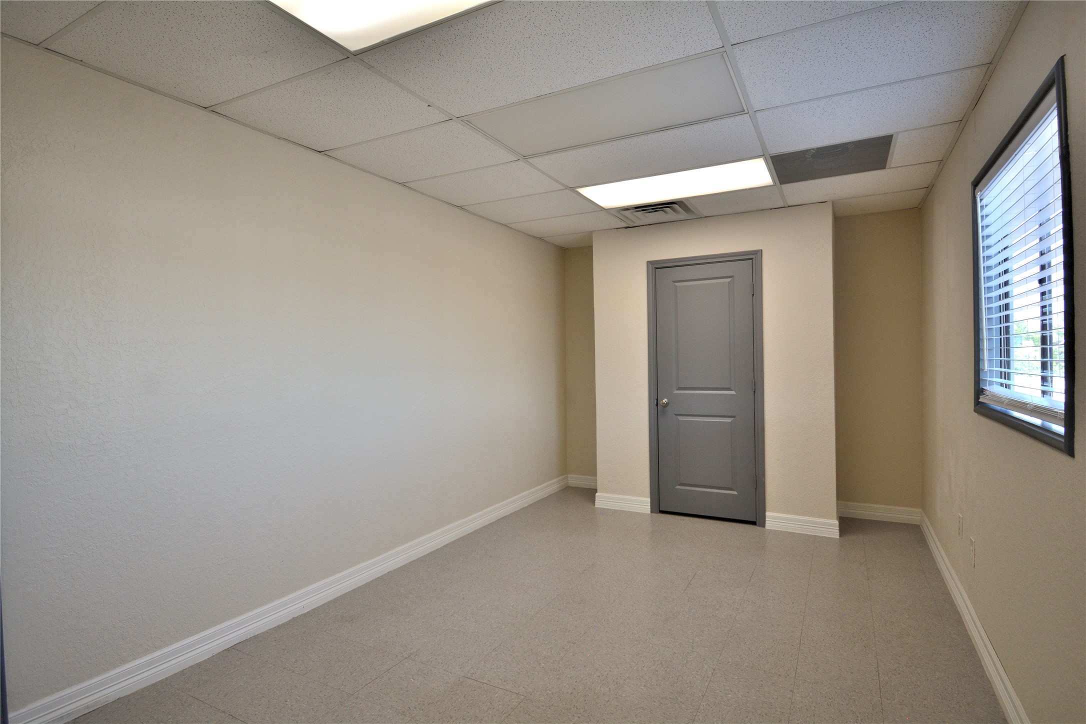 9224 1/2 A Canniff Street Property Photo 13