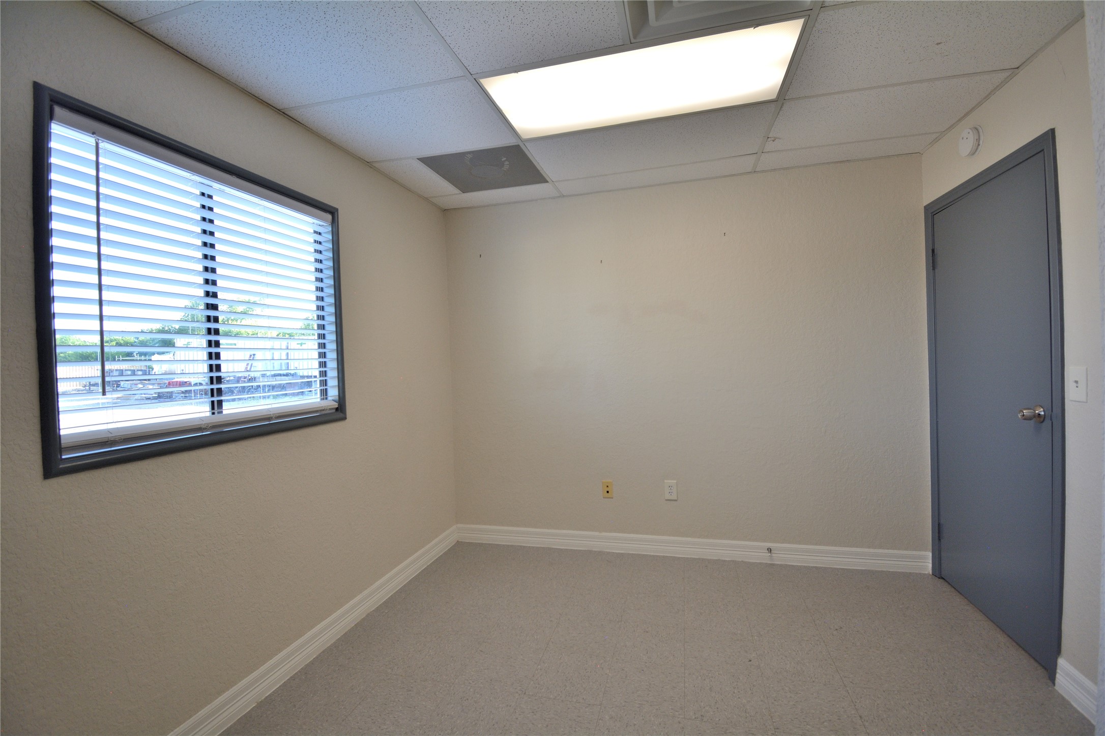 9224 1/2 A Canniff Street Property Photo 14