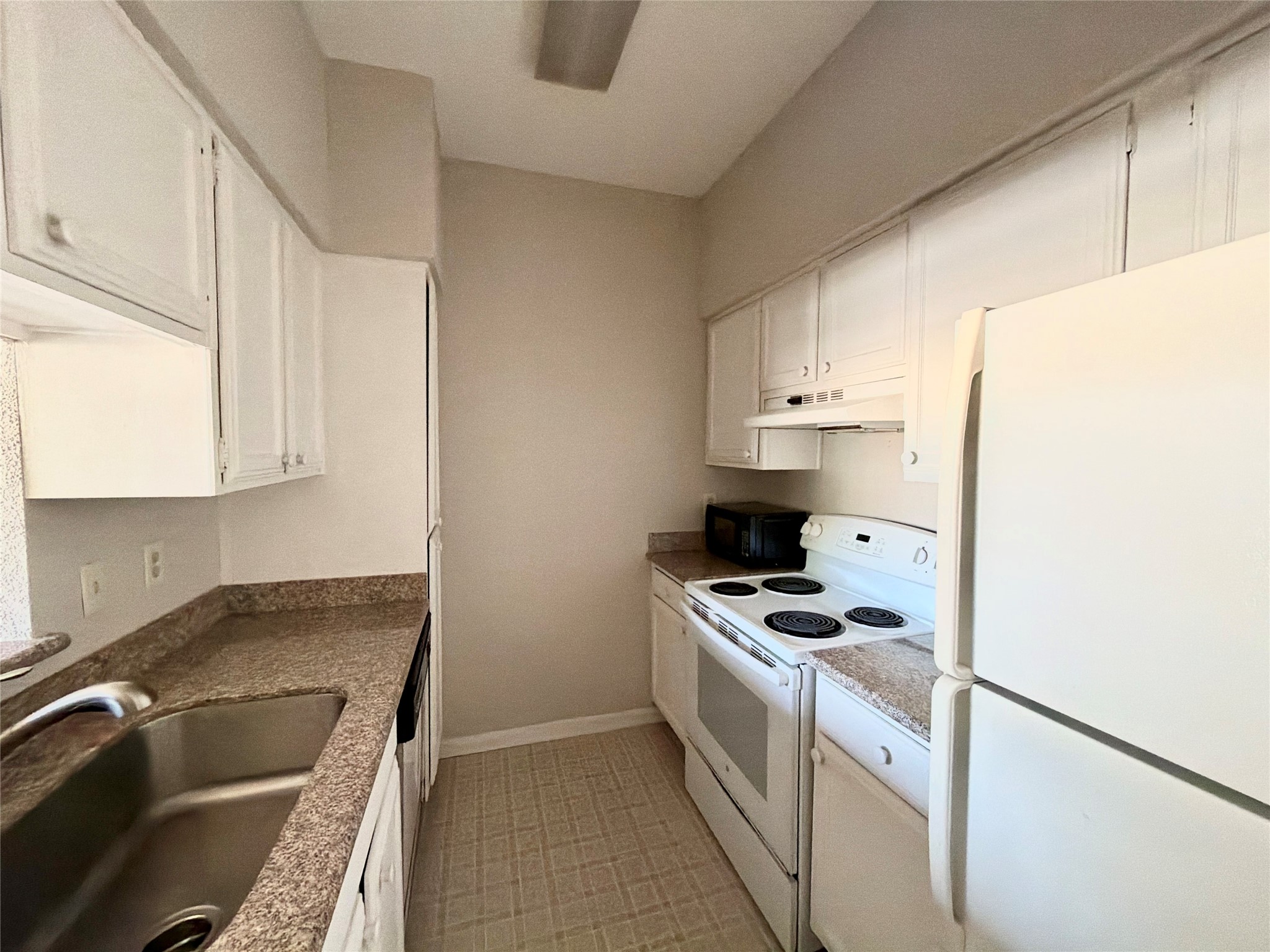 728 Bering Drive 10 Property Photo 5