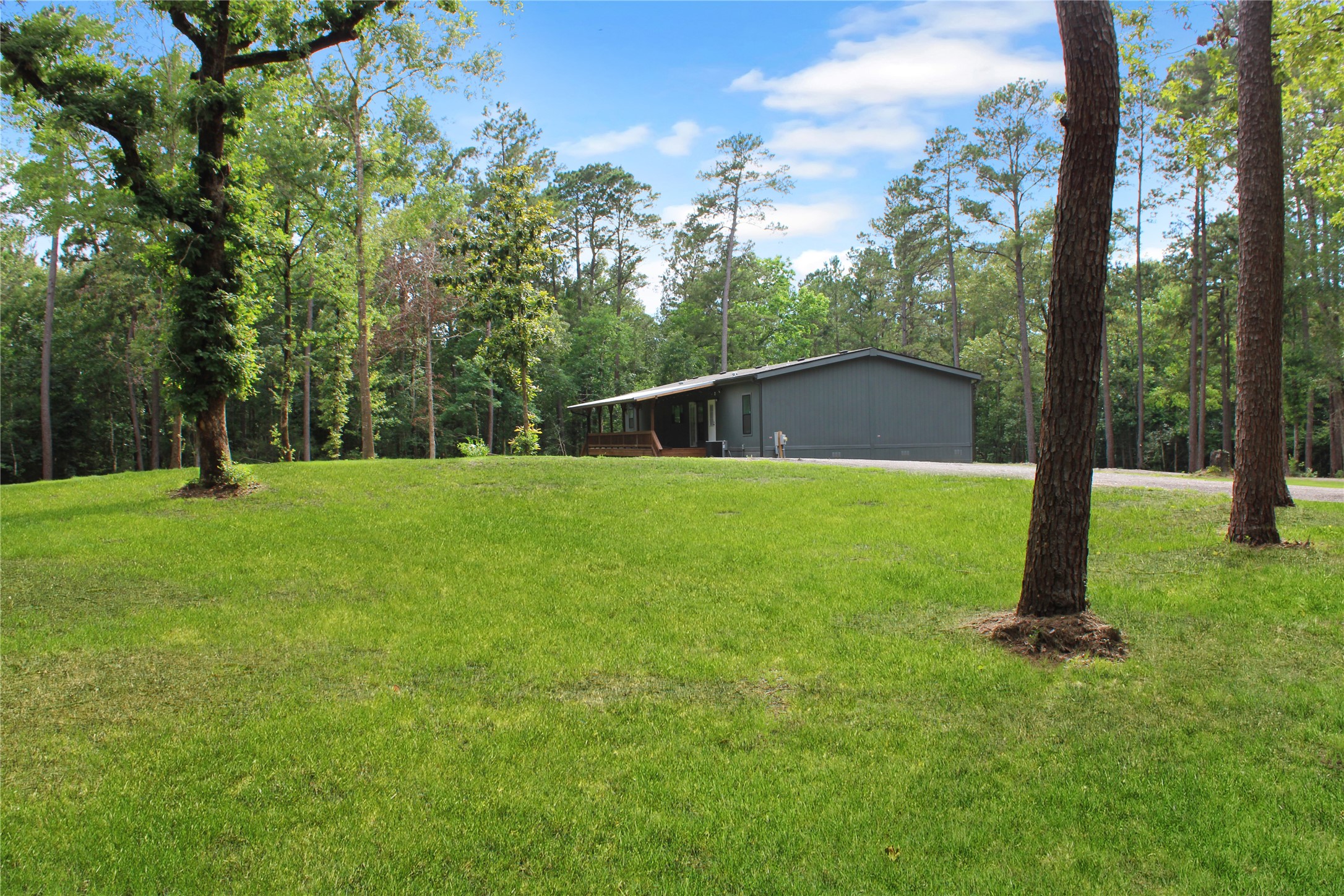75 Robison Road Property Photo 2