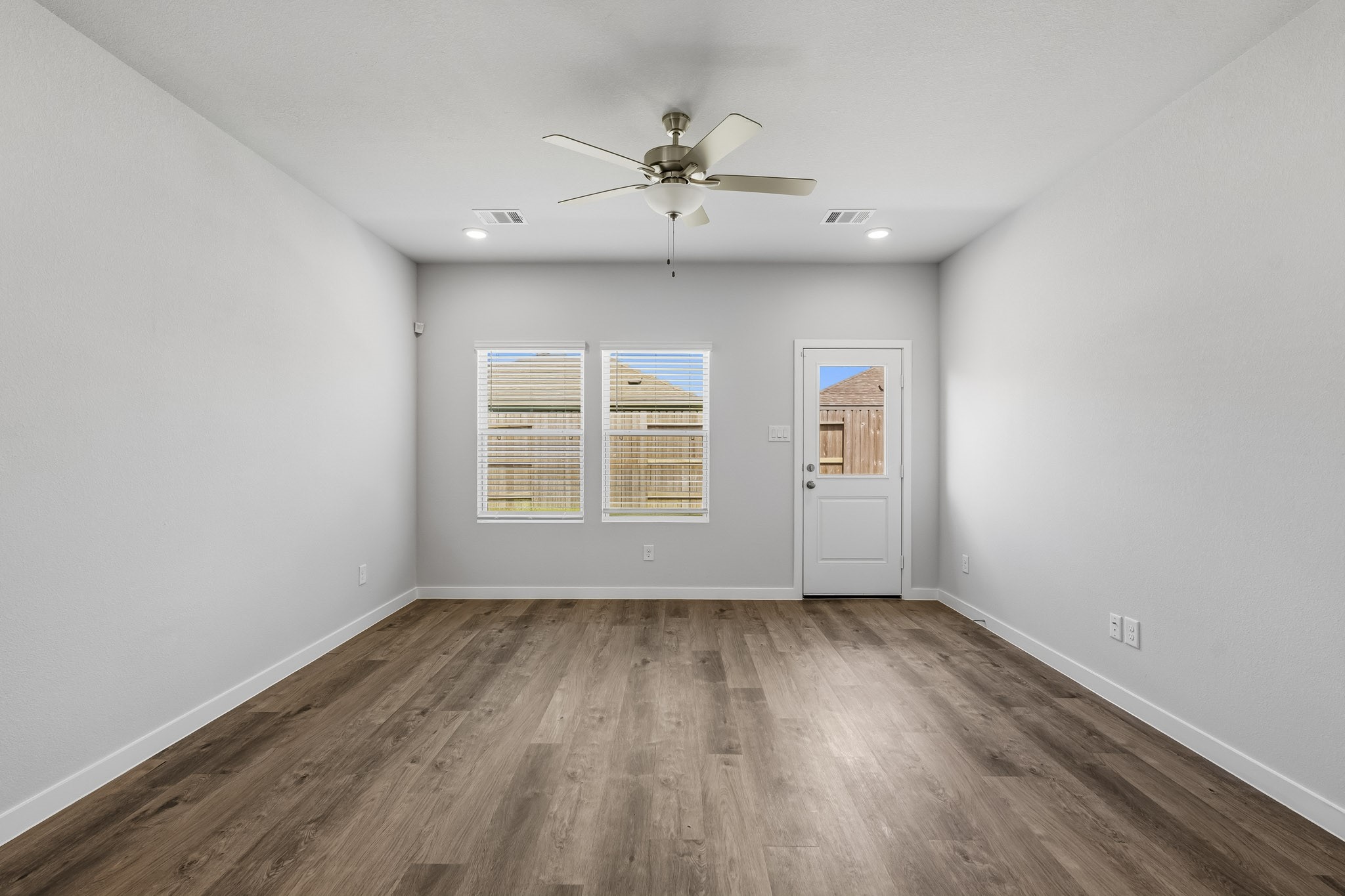 29222 Dandelion Sky Drive Property Photo 9