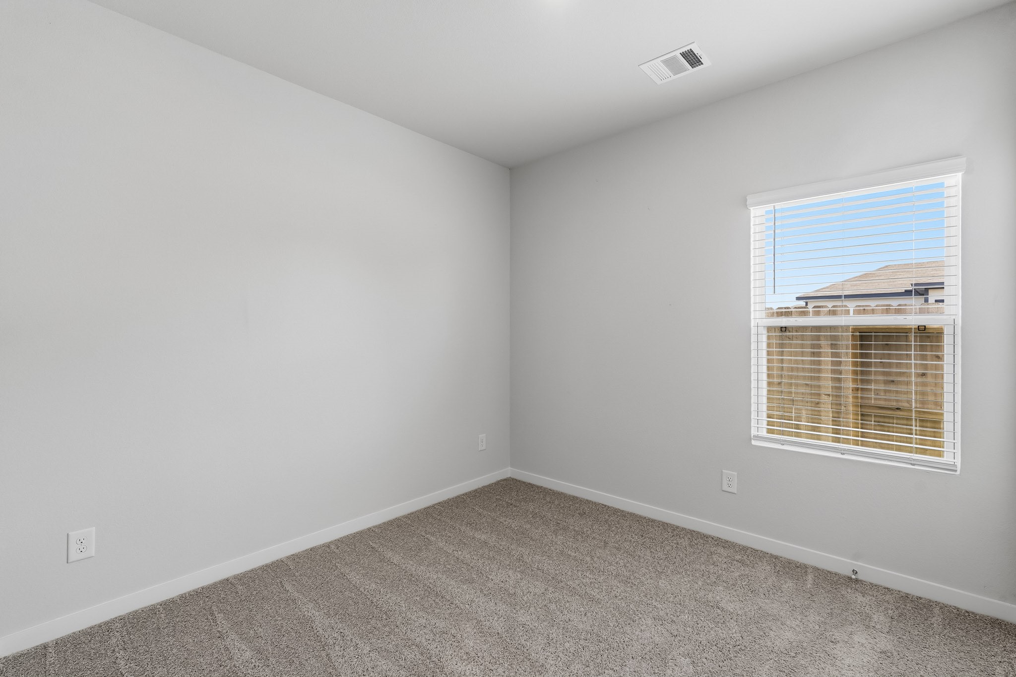 29222 Dandelion Sky Drive Property Photo 16