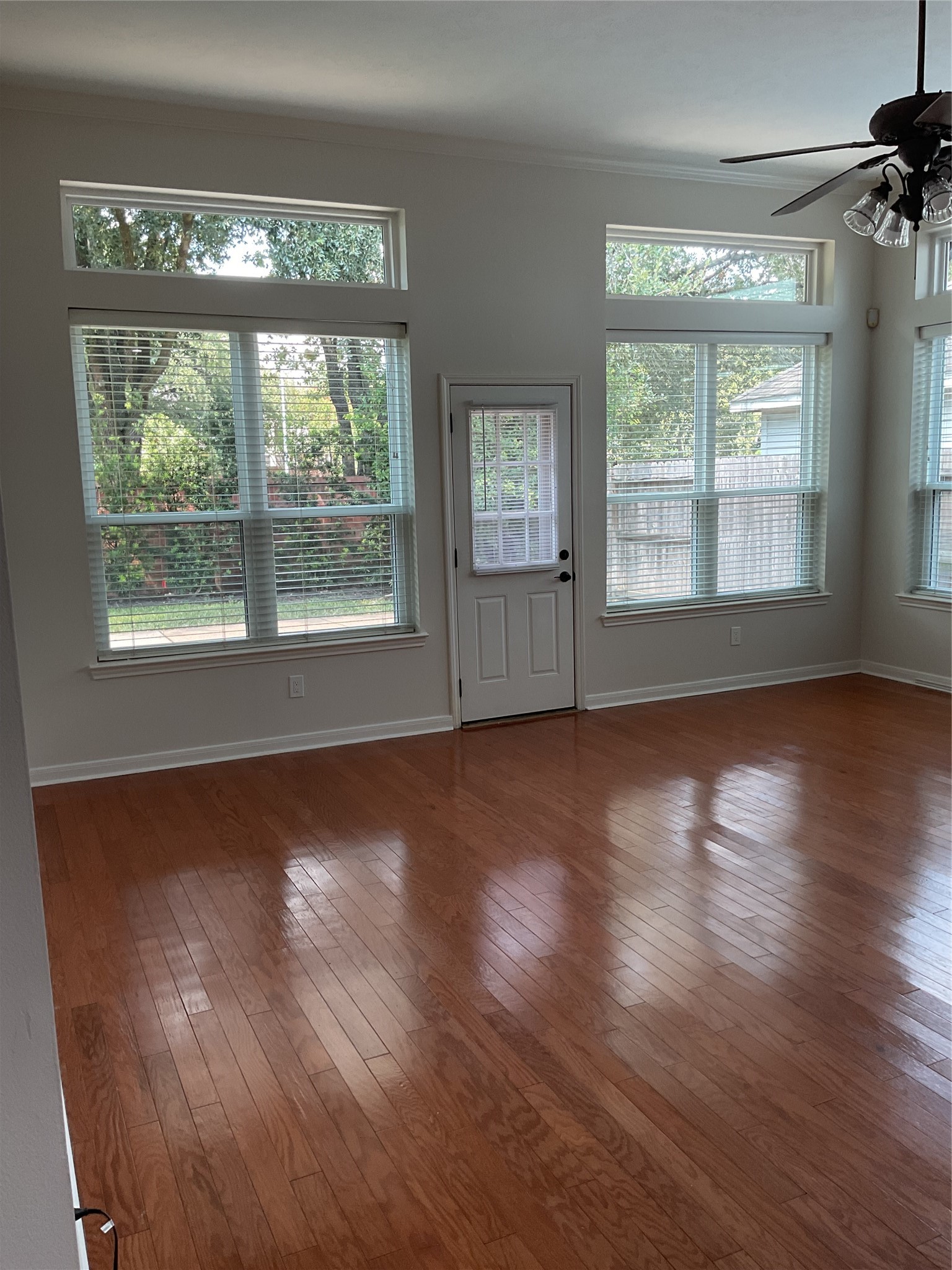 12110 Shadowpoint Drive Property Photo 10