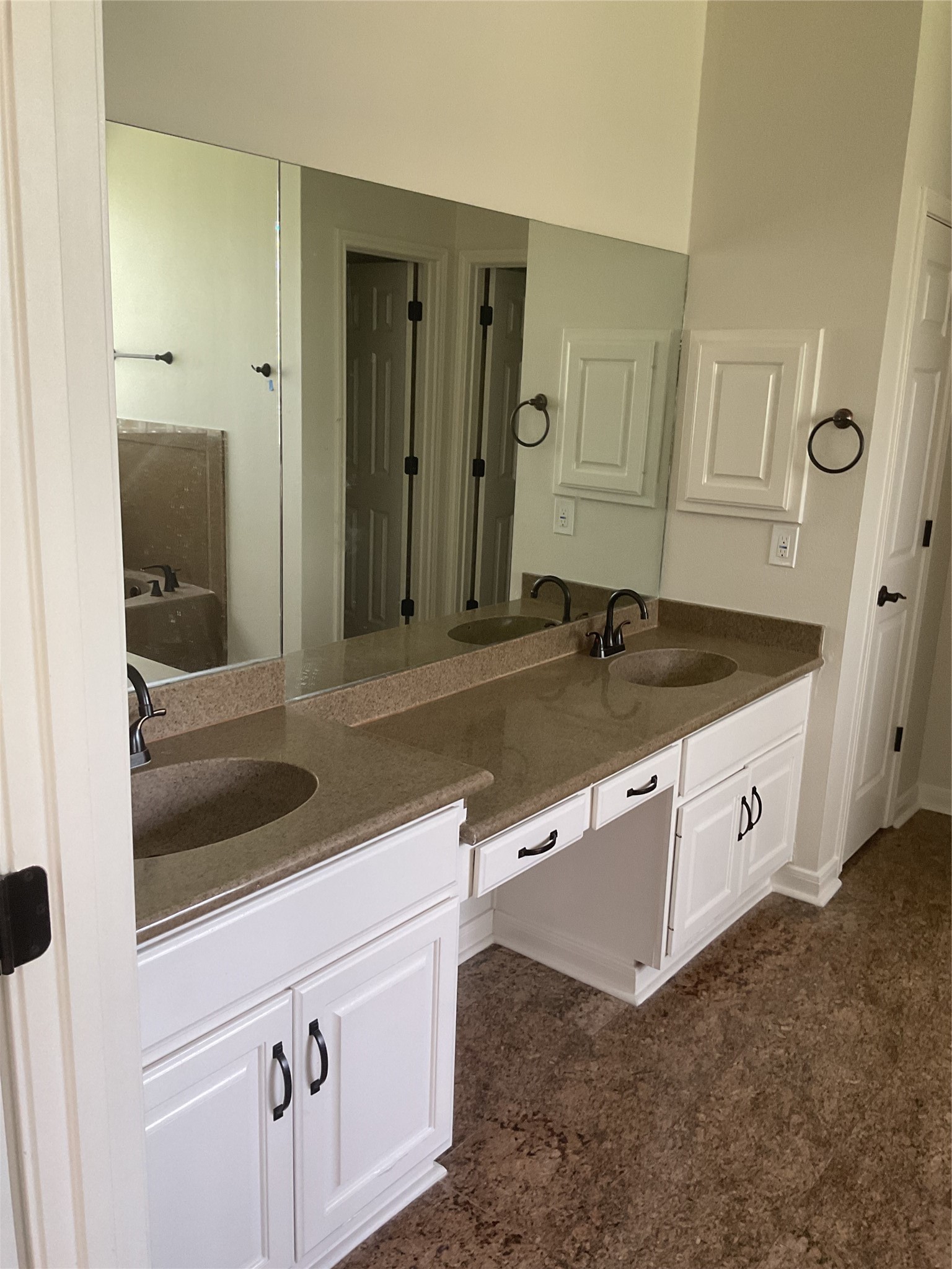 12110 Shadowpoint Drive Property Photo 18