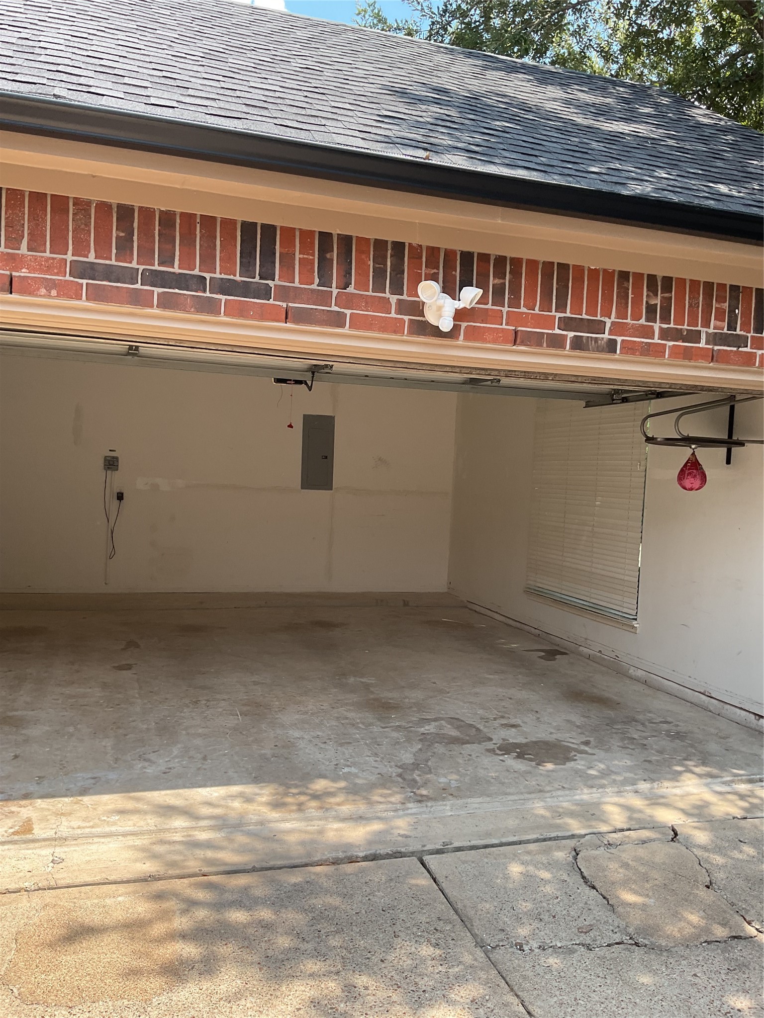 12110 Shadowpoint Drive Property Photo 36