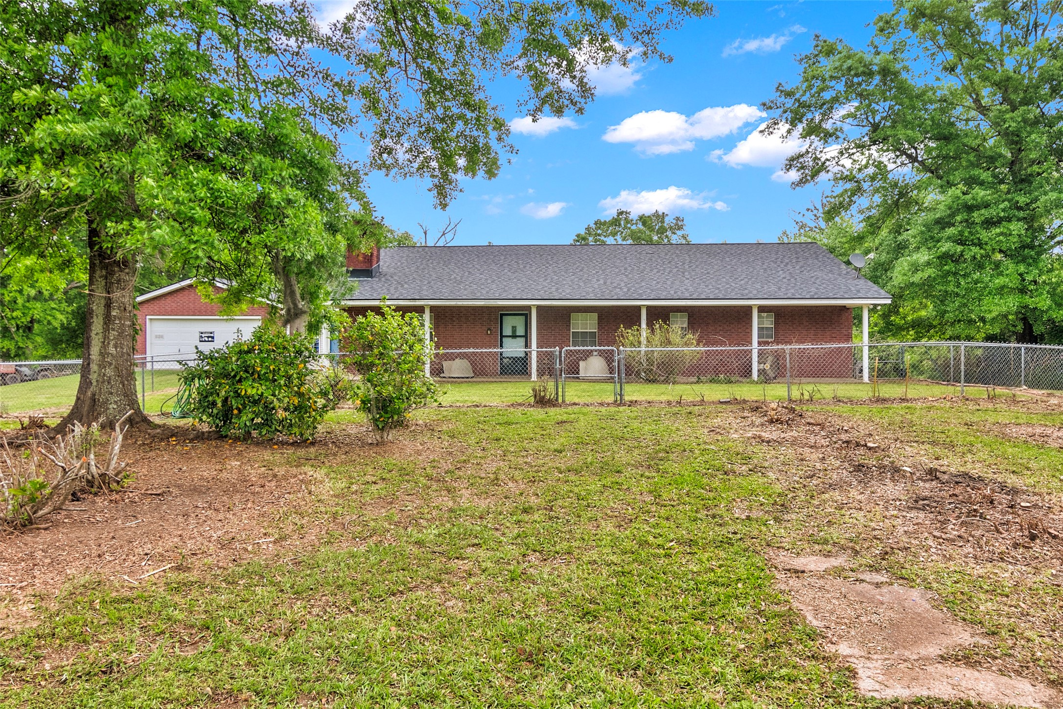 3574 Hudson Road Property Photo 1