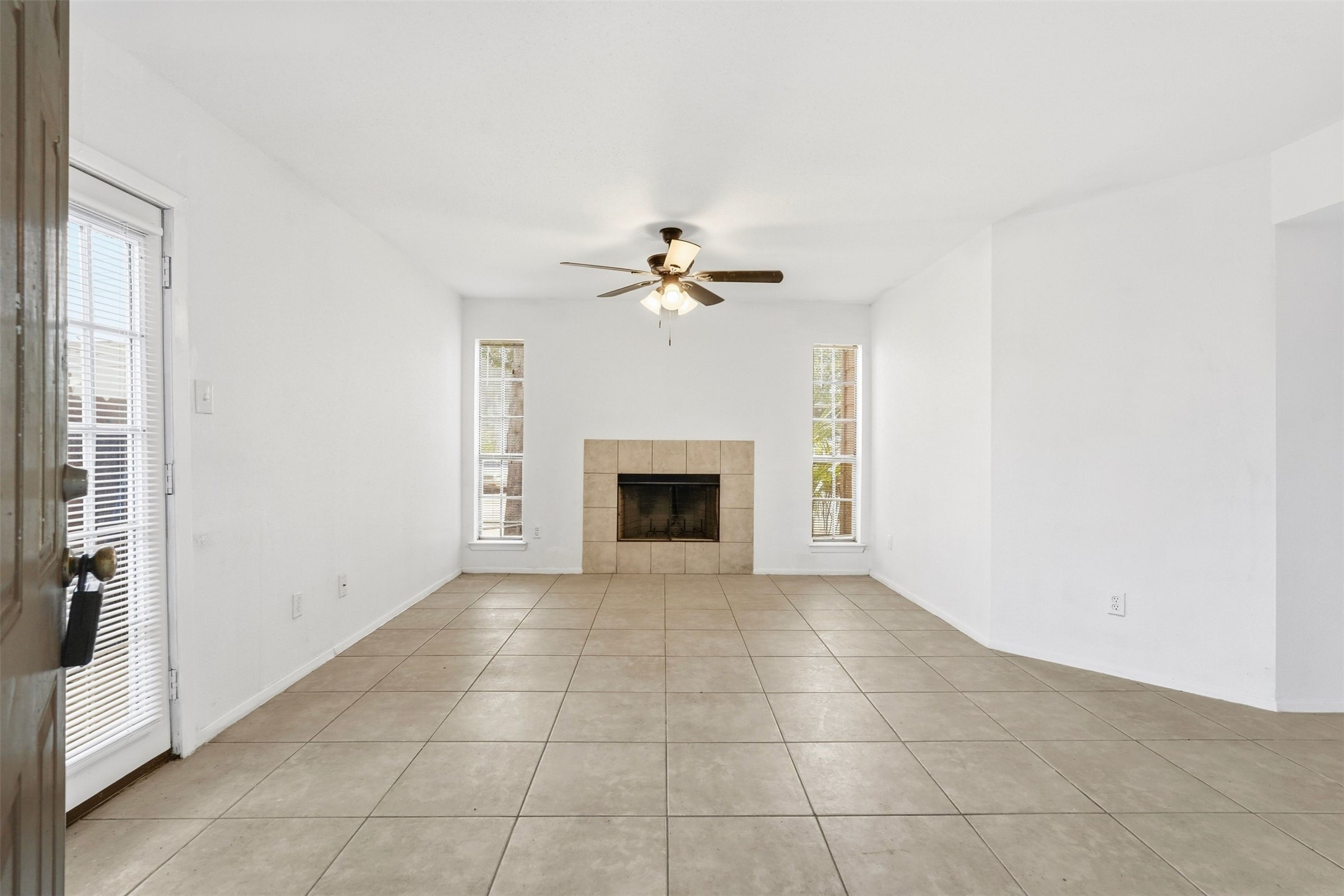 10501 South Drive 288 Property Photo 3