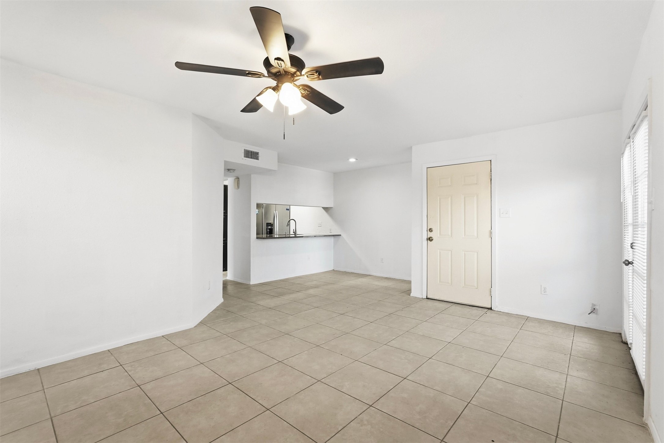10501 South Drive 288 Property Photo 6