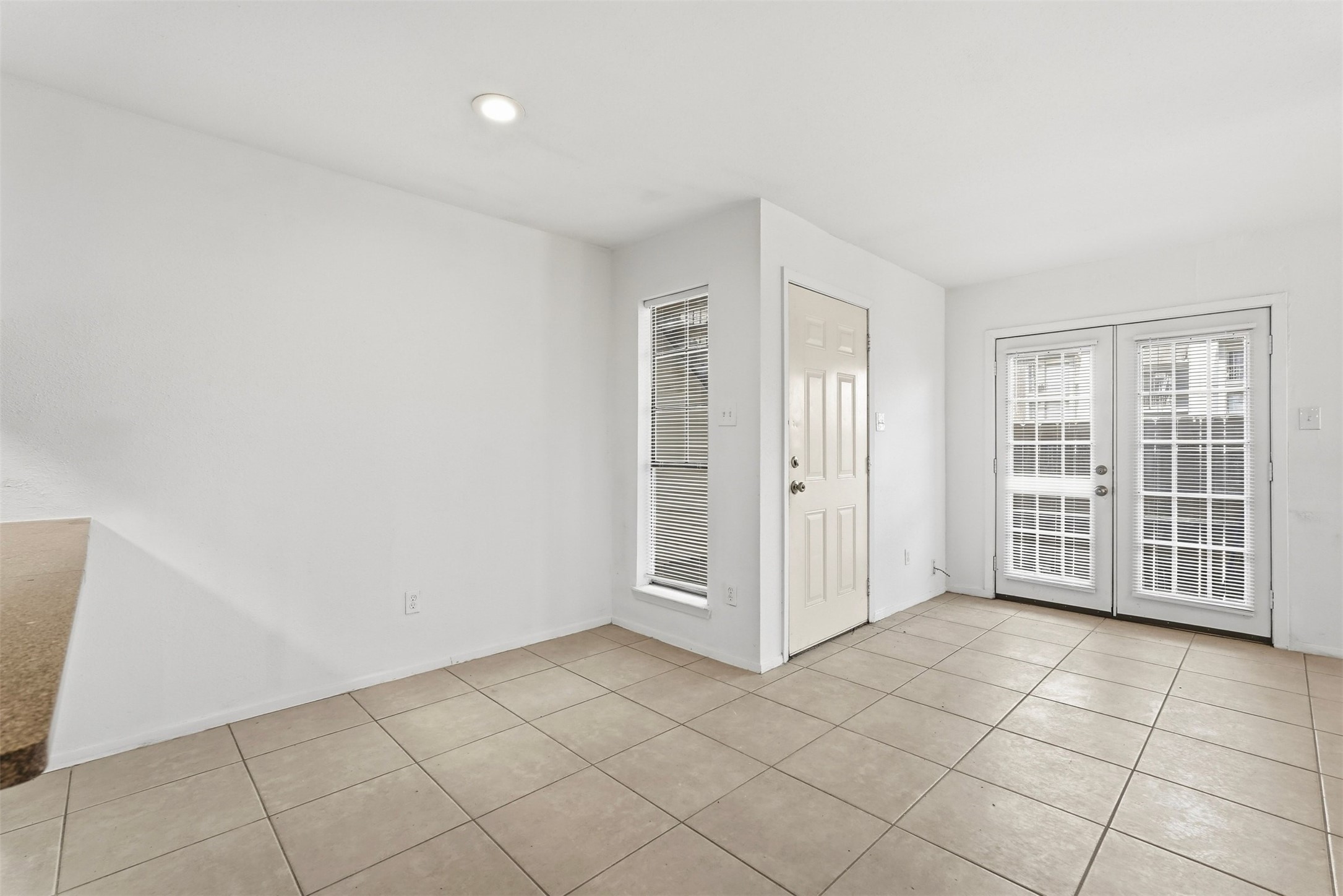 10501 South Drive 288 Property Photo 10