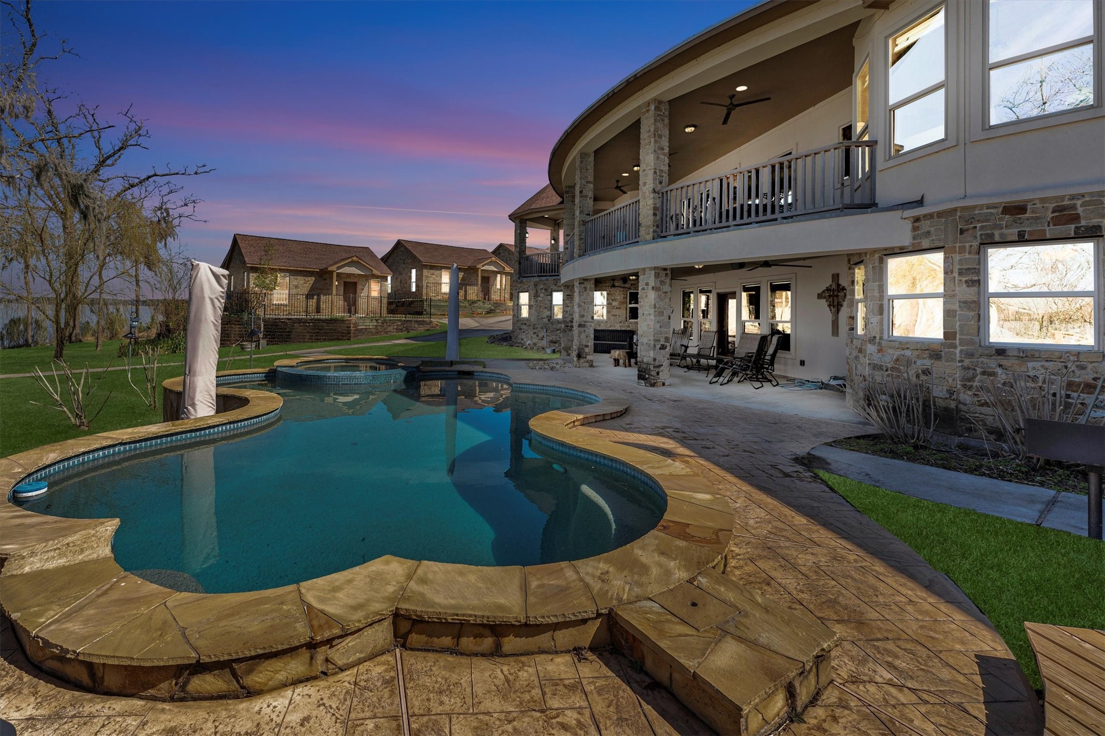 20433 Doral Drive Property Photo 1
