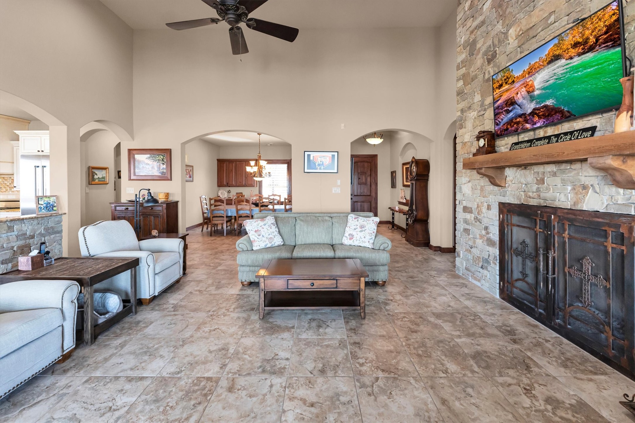 20433 Doral Drive Property Photo 12
