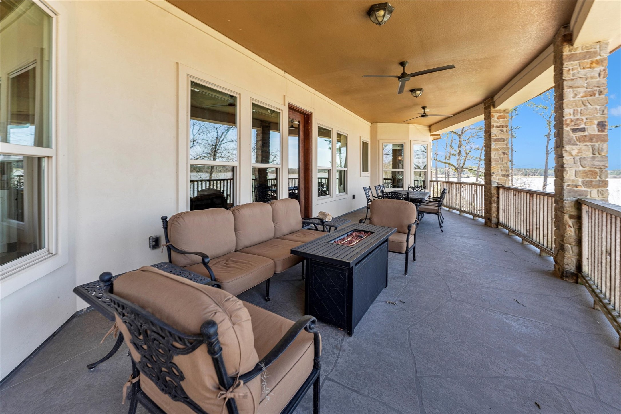 20433 Doral Drive Property Photo 35