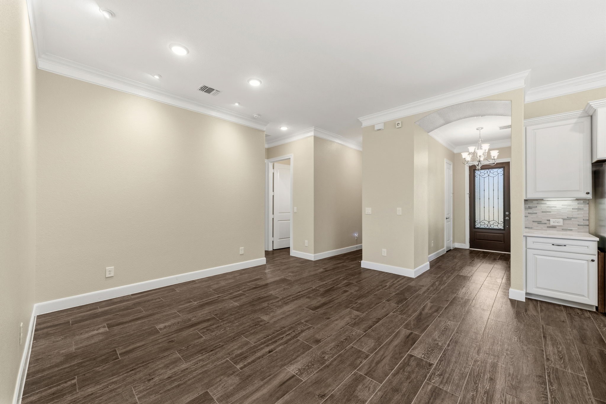 316 Connemara Drive Property Photo 15