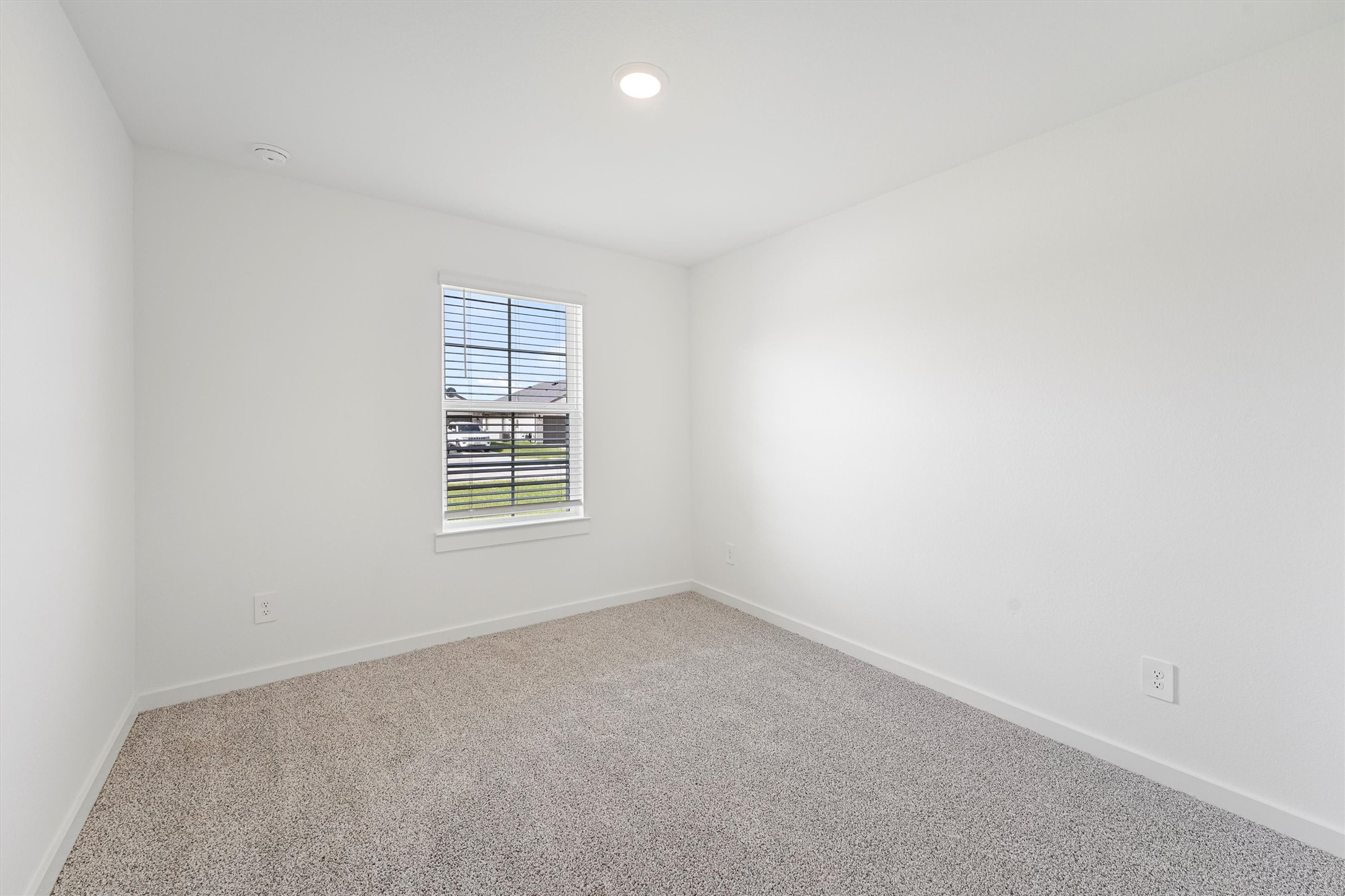 1106 Rayburn Drive Property Photo 3