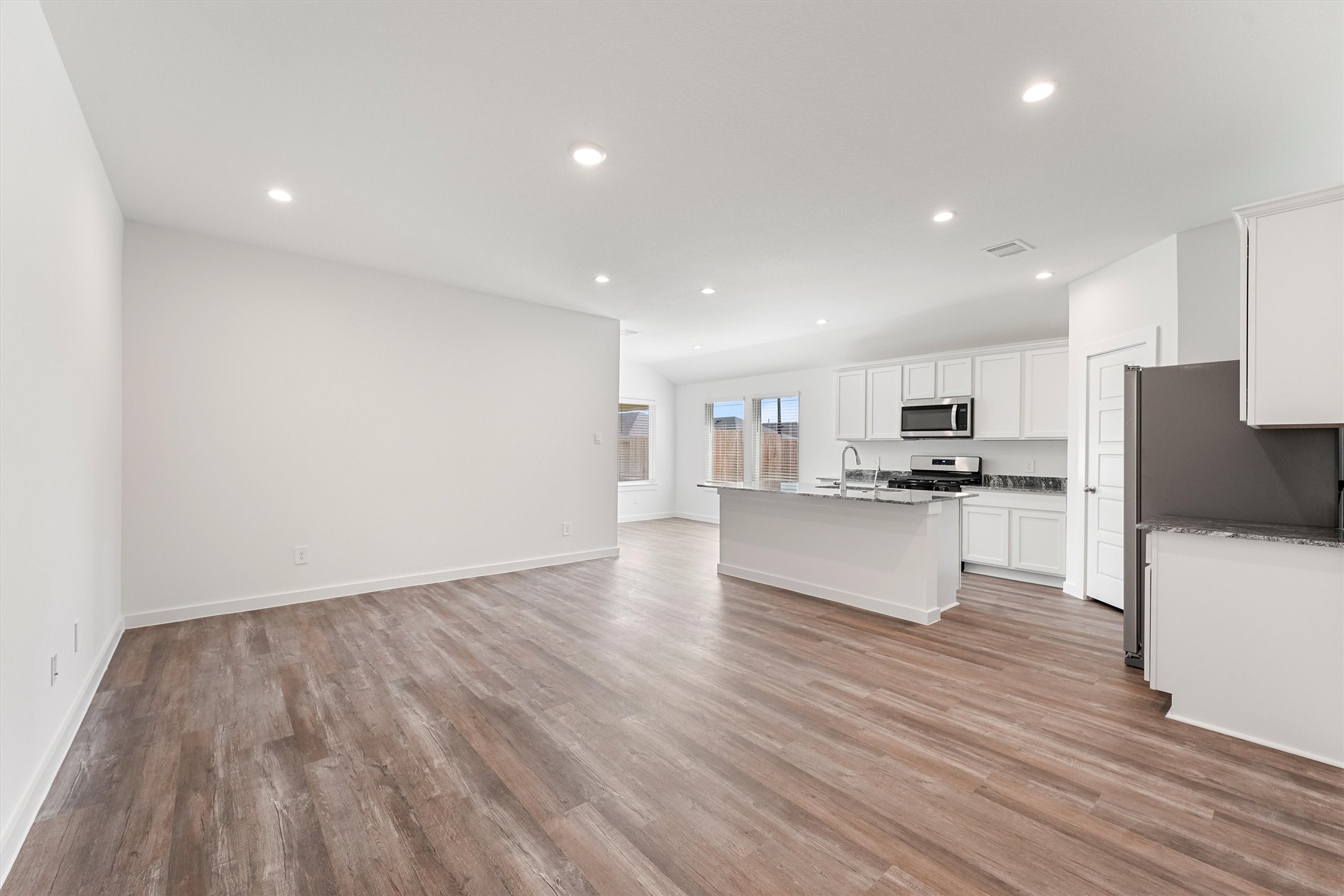 1106 Rayburn Drive Property Photo 10