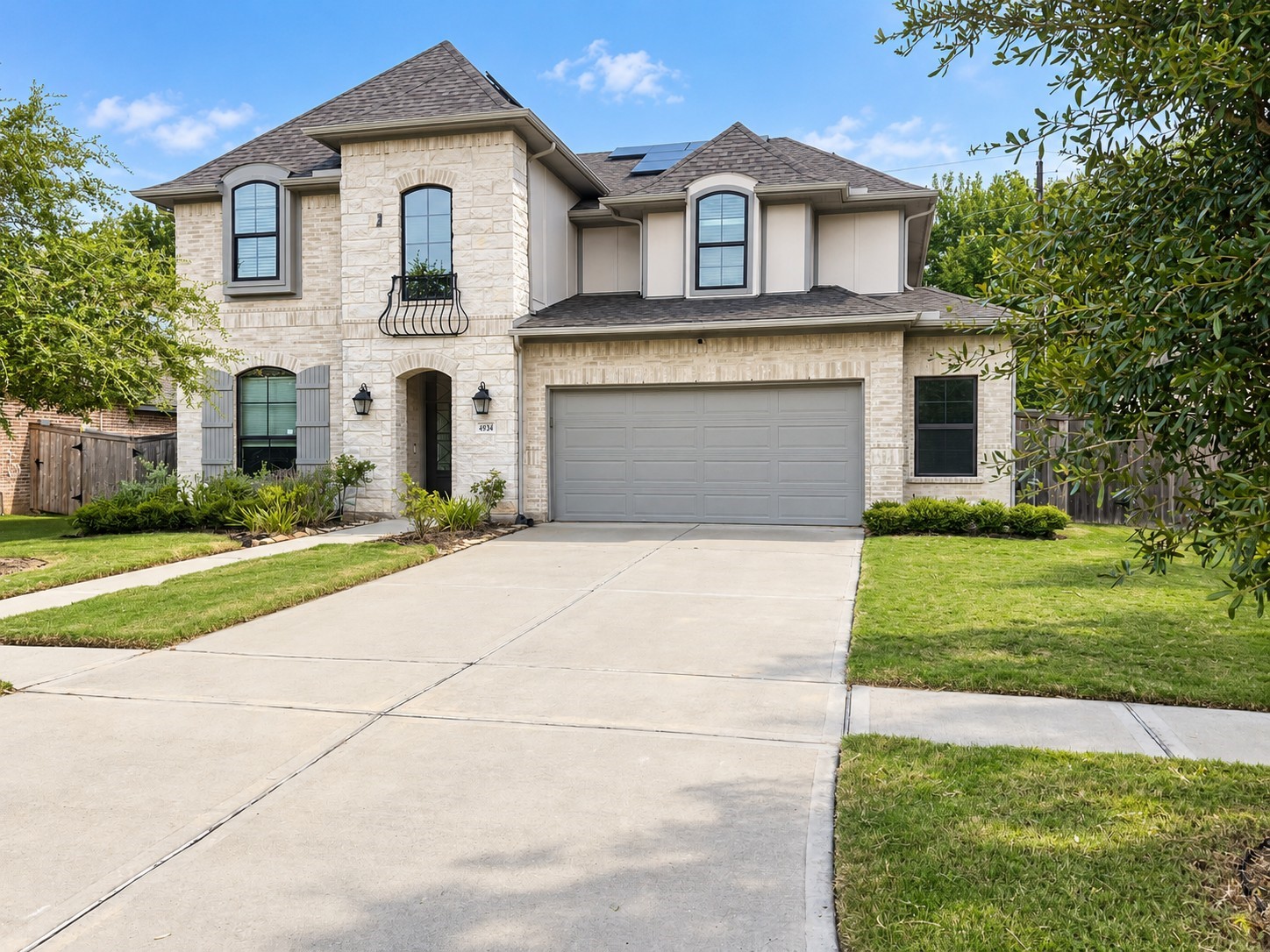 4934 Bent Tree Drive Property Photo 1
