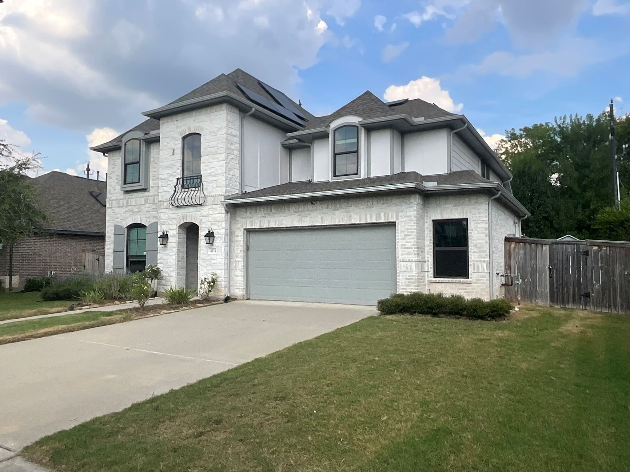 4934 Bent Tree Drive Property Photo 3
