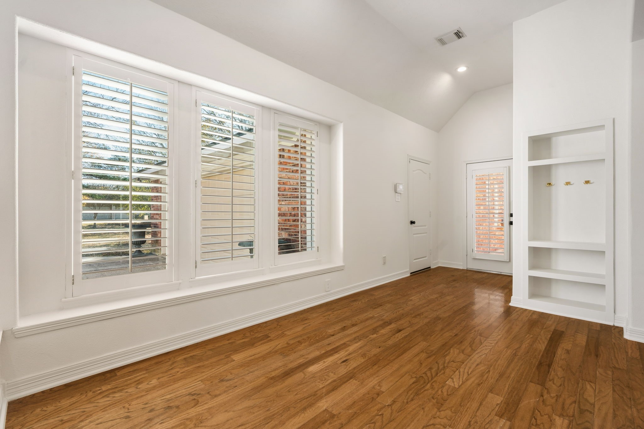 12027 Water Oak Drive Property Photo 16