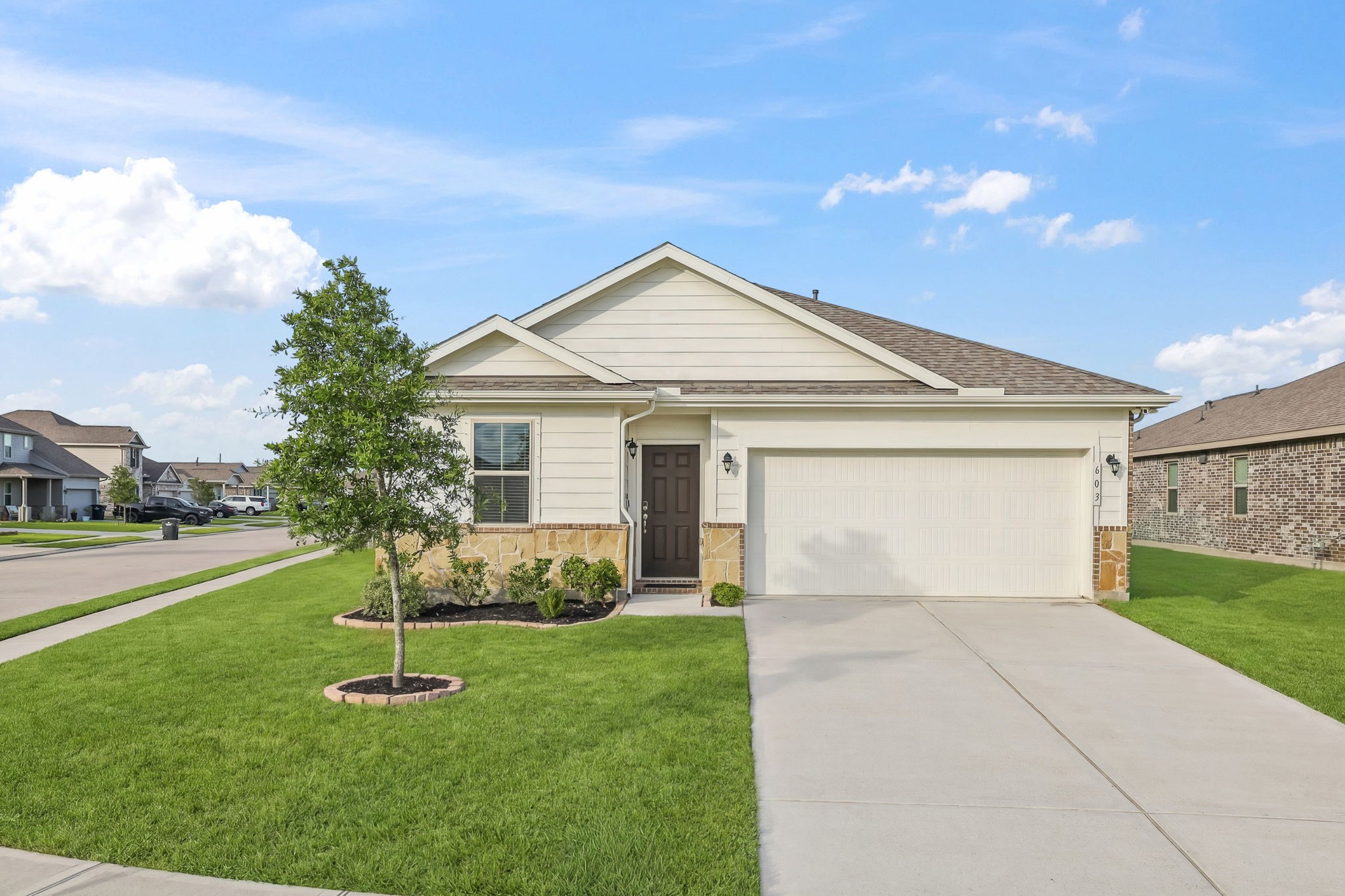 603 Walnut Branch Drive Property Photo 1