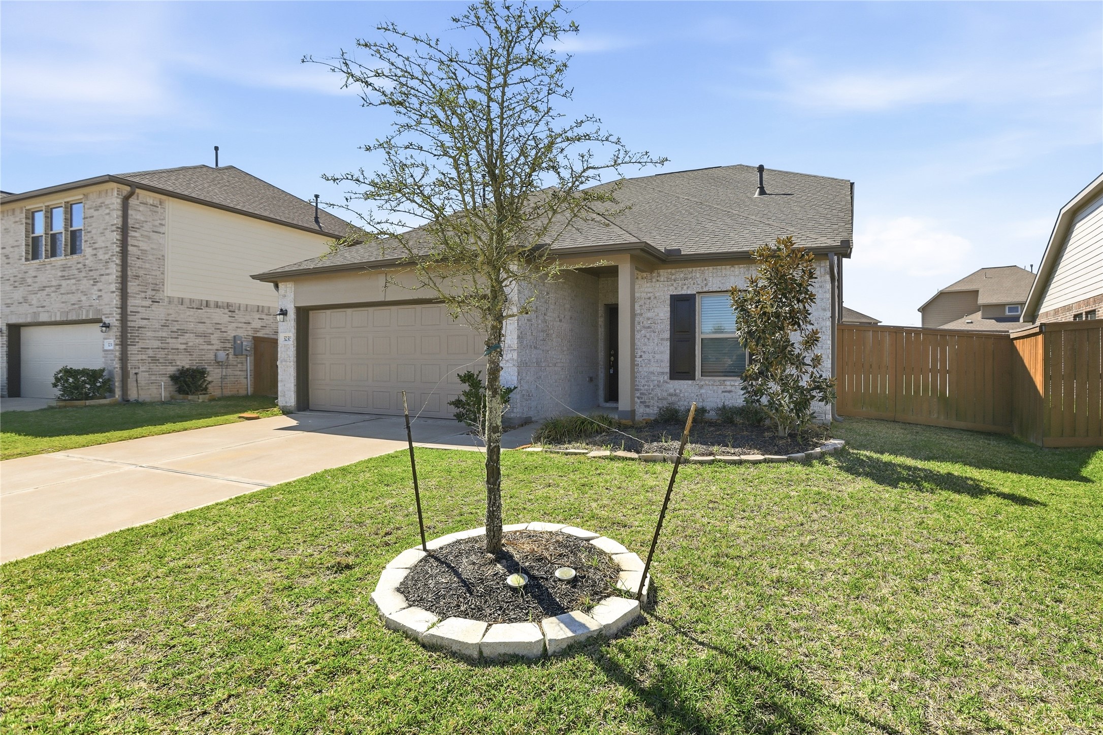 32315 Melbrooke Drive Property Photo 3