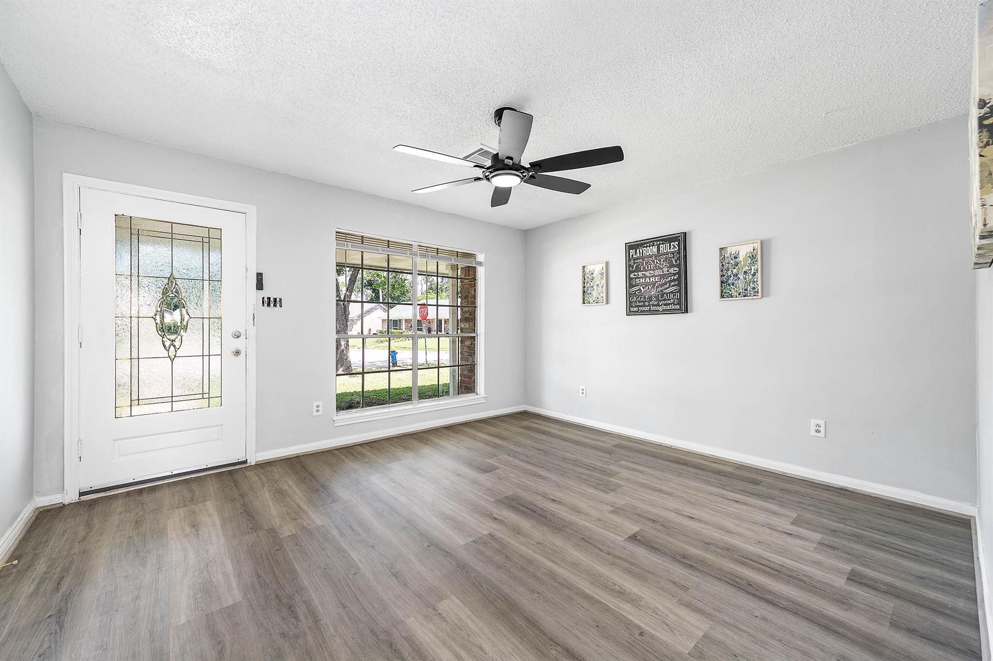 9014 Landwood Drive Property Photo 6