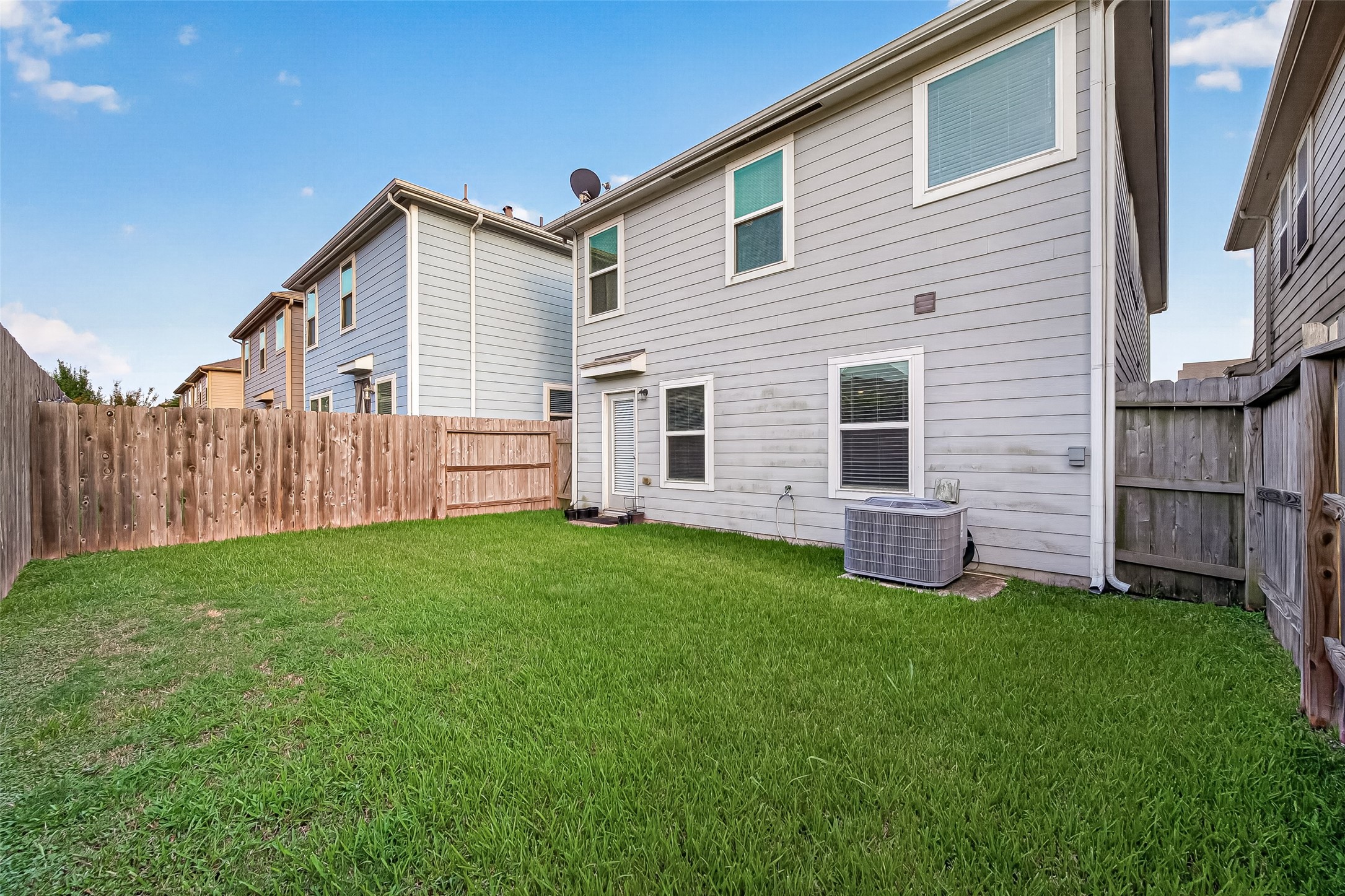 8932 Hollister Commons Lane Property Photo 46