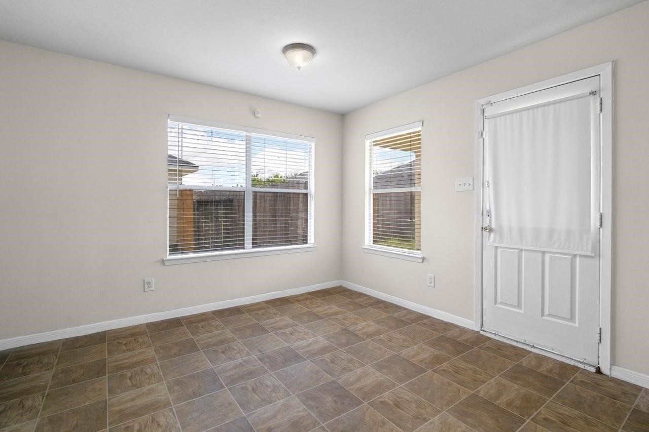 6631 Portlick Drive Property Photo 10