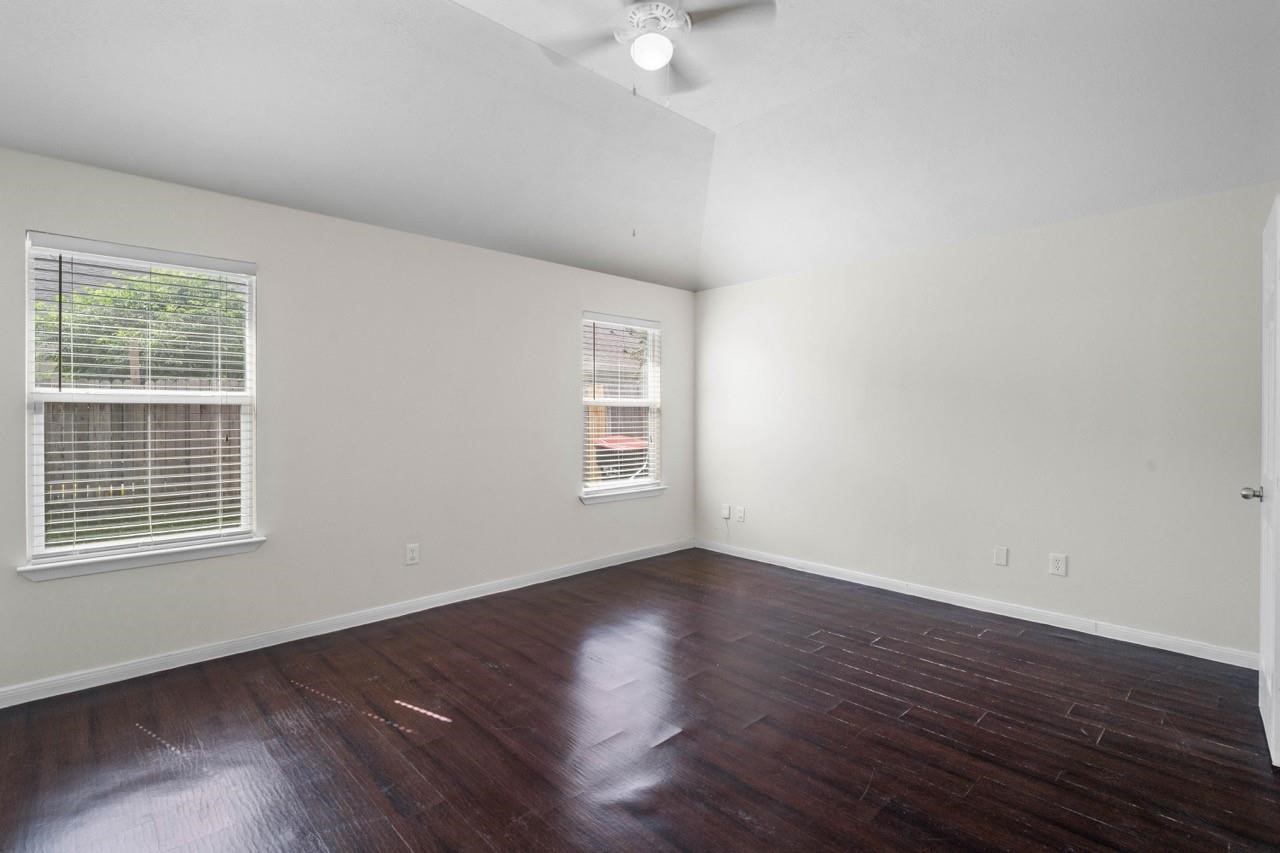 6631 Portlick Drive Property Photo 12