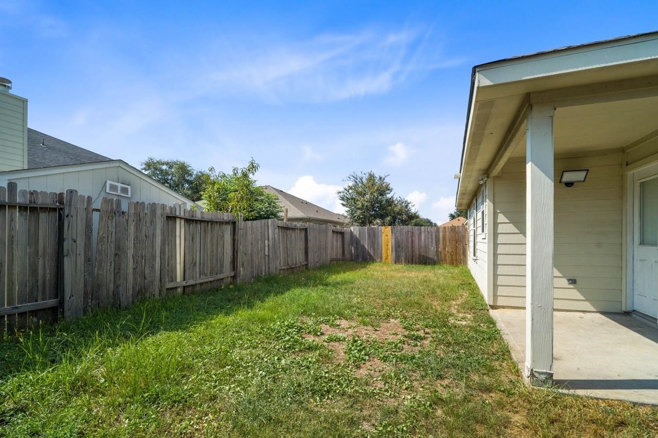 6631 Portlick Drive Property Photo 20
