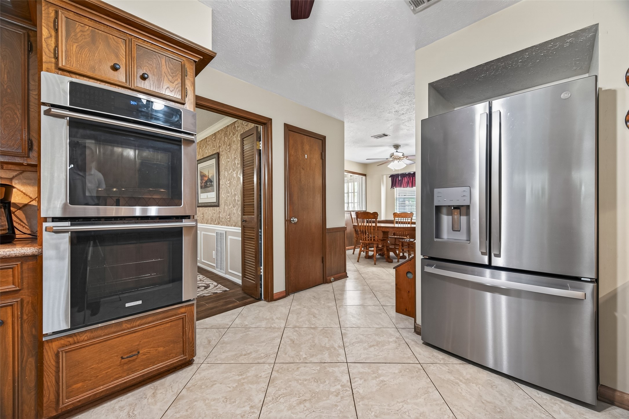 16217 Lakeview Drive Property Photo 12
