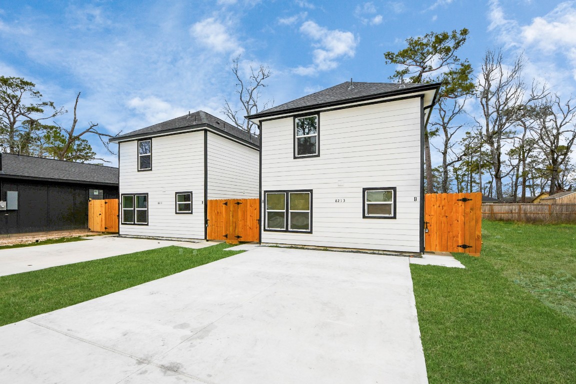 8213 Richland Drive A Property Photo 3