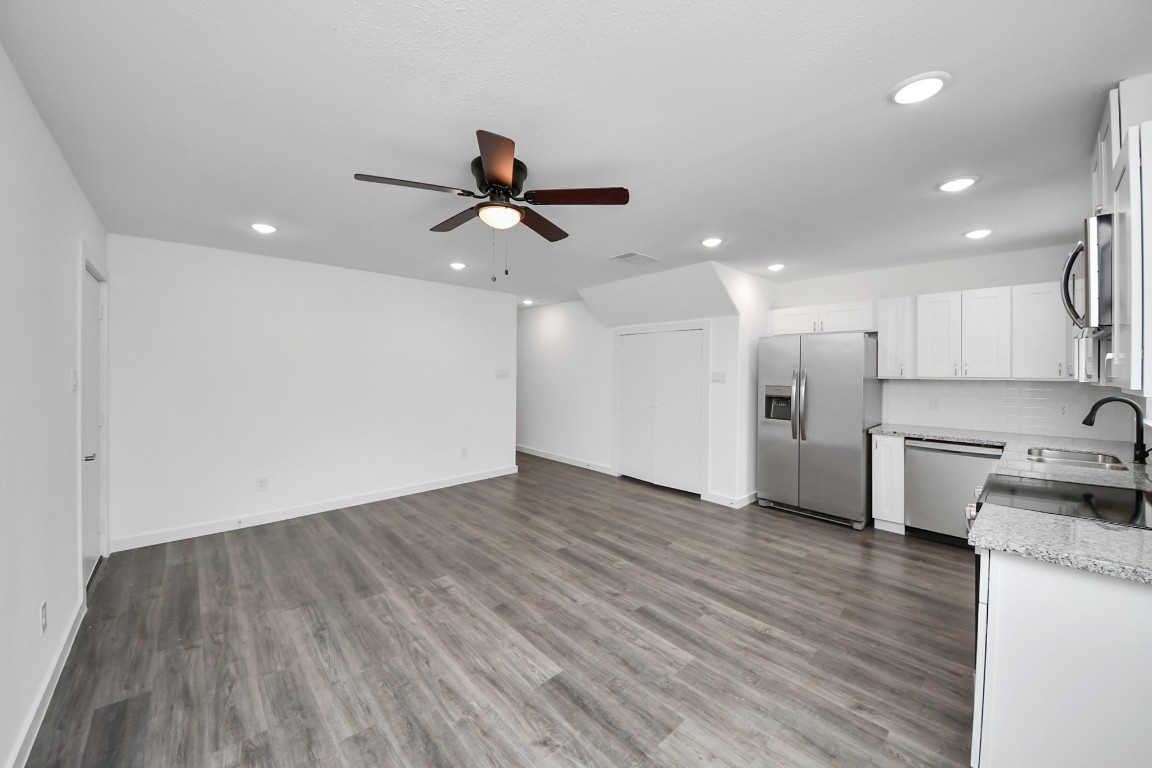 8213 Richland Drive A Property Photo 11