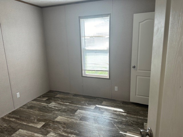 16496 Dunhill Lane Property Photo 14