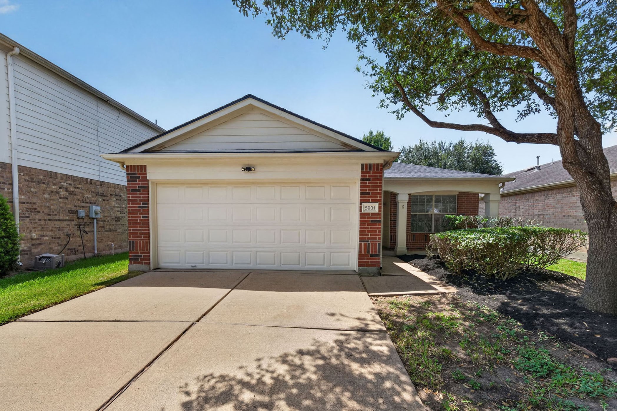5931 Baldwin Elm Street Property Photo 1