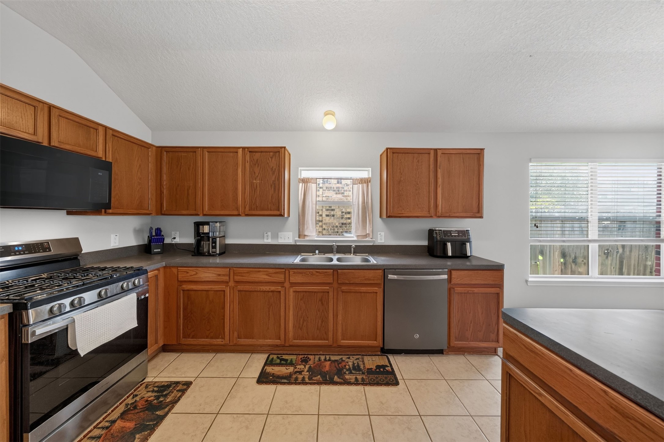 5931 Baldwin Elm Street Property Photo 7