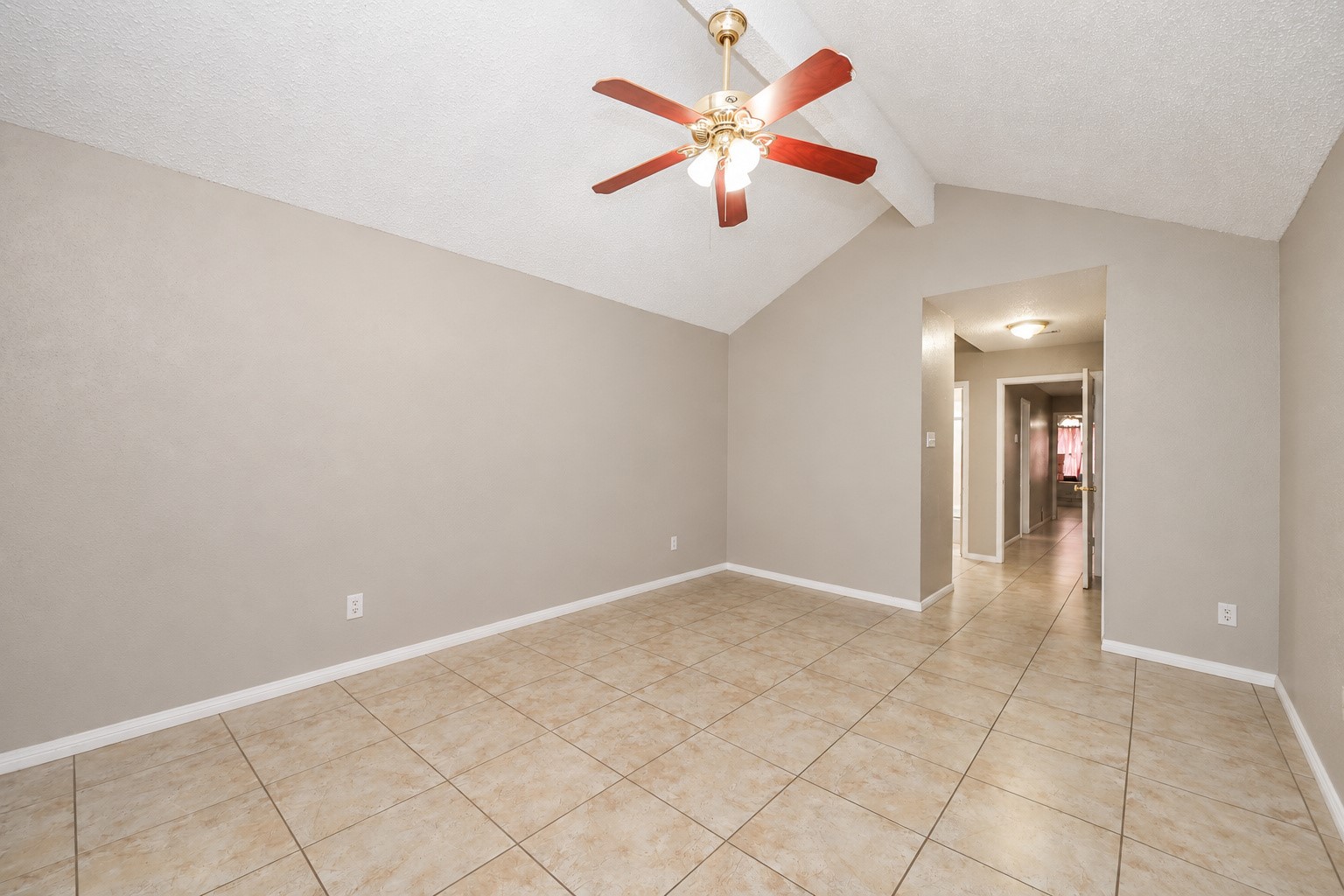 9319 Belle Park Drive Property Photo 10
