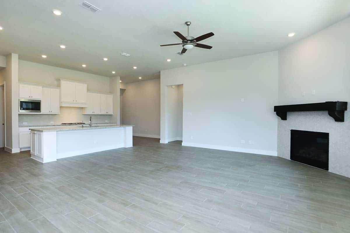 18402 Dogwood Field Drive Property Photo 6