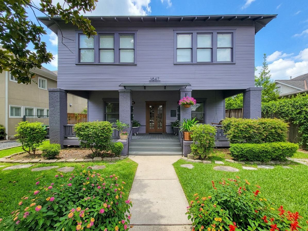 1847 Harvard 2 Property Photo 1
