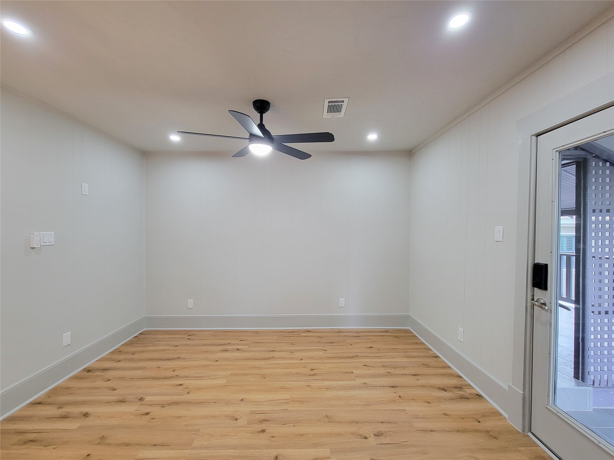 1847 Harvard 2 Property Photo 23
