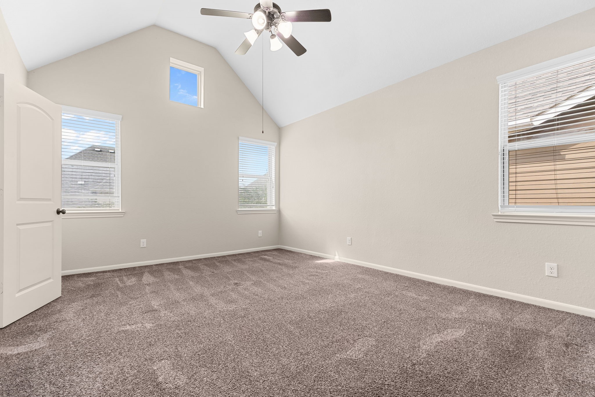 12131 San Luca Street Property Photo 12